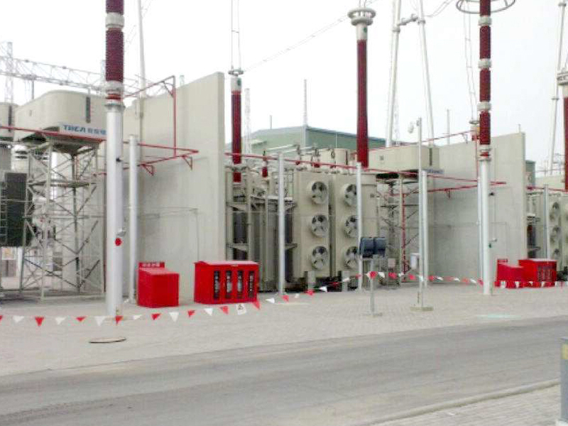 2019年起，我司为亚洲最大的特高压直流输电工程-新疆南-郑州±800KV的送端站（新疆哈密）和受端站（河南中州）供应高品质变压器油产品